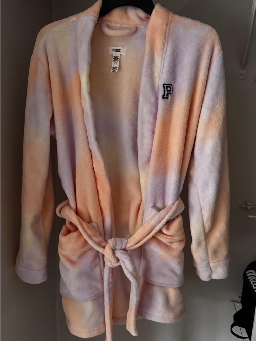 PINK Victoria's Secret Pastel Tie-Dye Plush Robe in Peach & Lavender